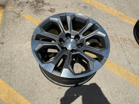 20" Chevy Tahoe Silverado OEM 14090 95417 wheel rim GMC Yukon spare Texas Truck Tire
