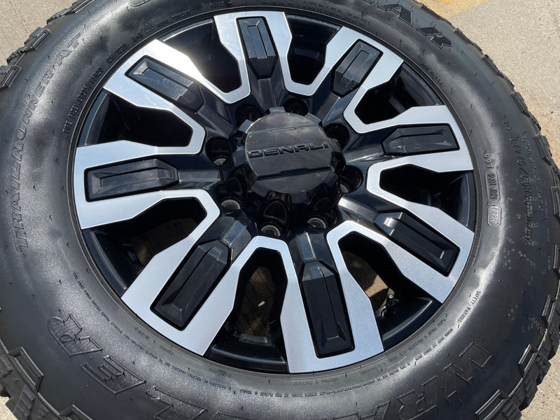 20" GMC Sierra AT4X 2500 3500 OEM wheel rim 5958 14138 Chevy Silverado Texas Truck Tire