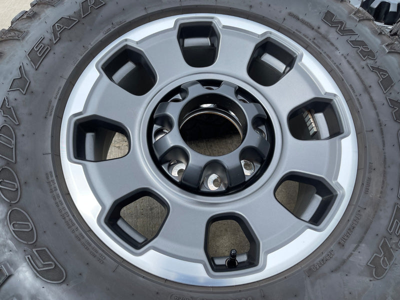 18" Ford F-250 F-350 OEM TREMOR rims wheels 10482 tires DURATRAC R/T 35" Texas Truck Tire