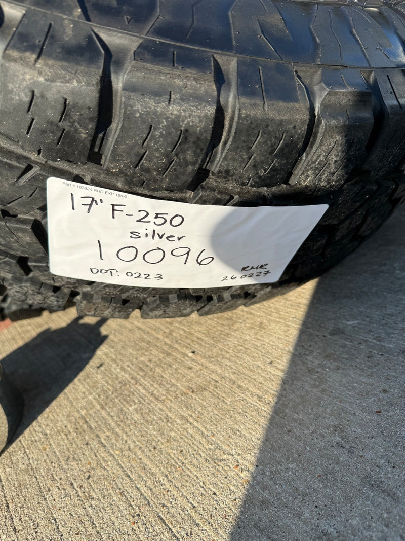 17" Ford F-250 F-350 OEM 10096 TREMOR wheels rims tires TOYO A/T3 34" Texas Truck Tire