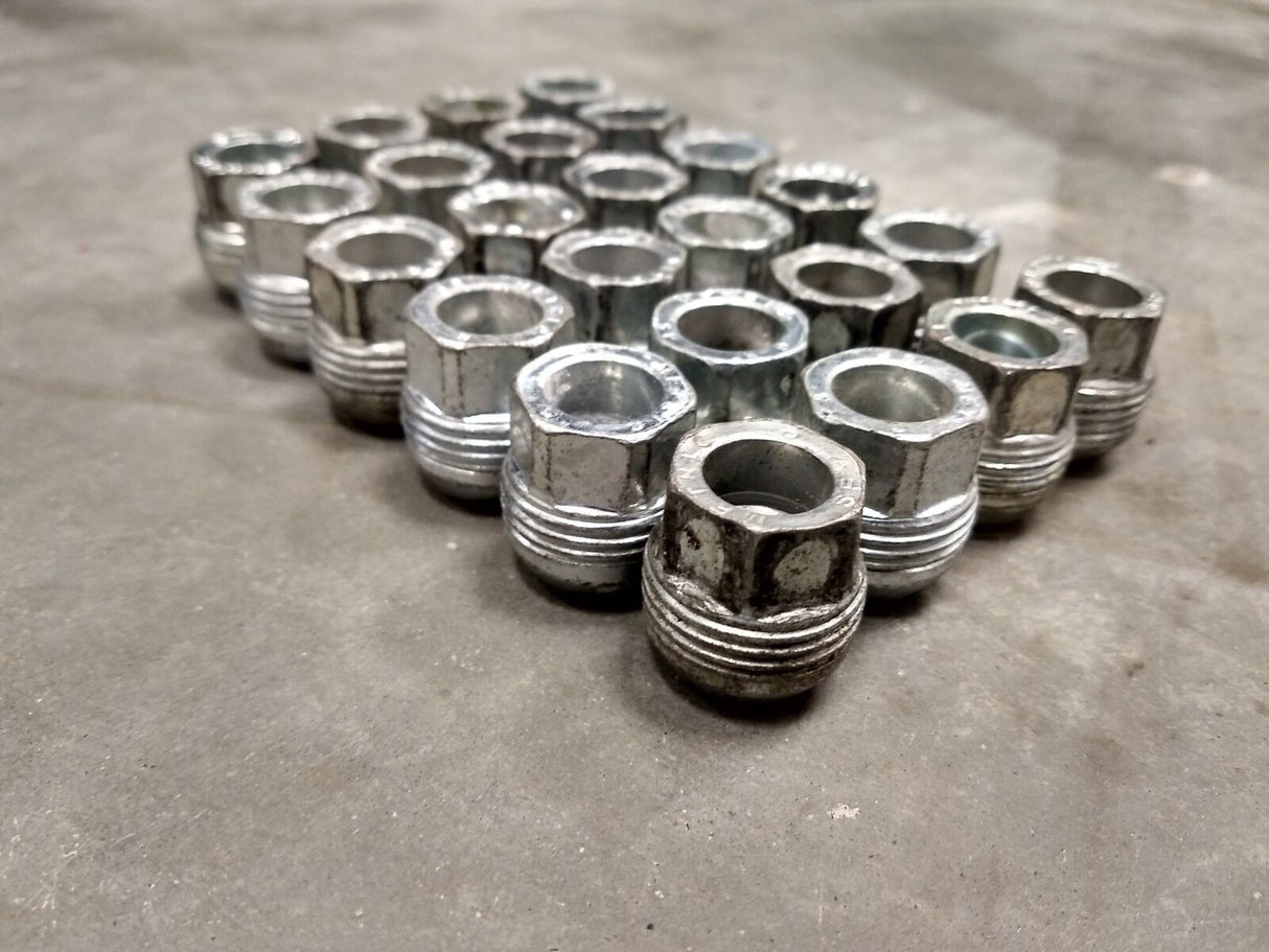 (24) OEM GM lug nuts open end threaded 1500 Chevy Silverado GMC Cadillac 14x1.5 Texas Truck Tire