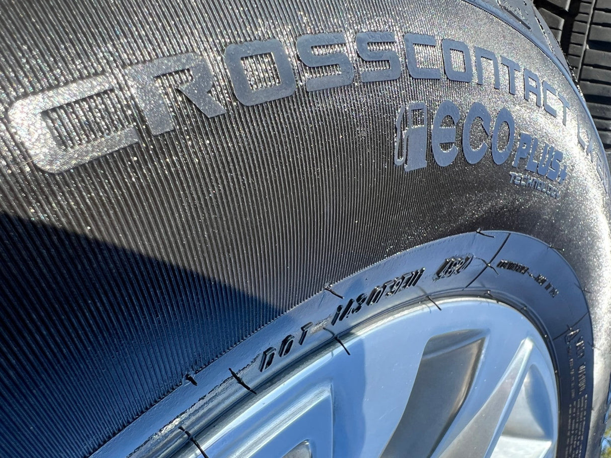 20" GMC Yukon 5920 OEM wheels rims Chevy Tahoe Silverado 2025 2026 CONTINENTAL Texas Truck Tire