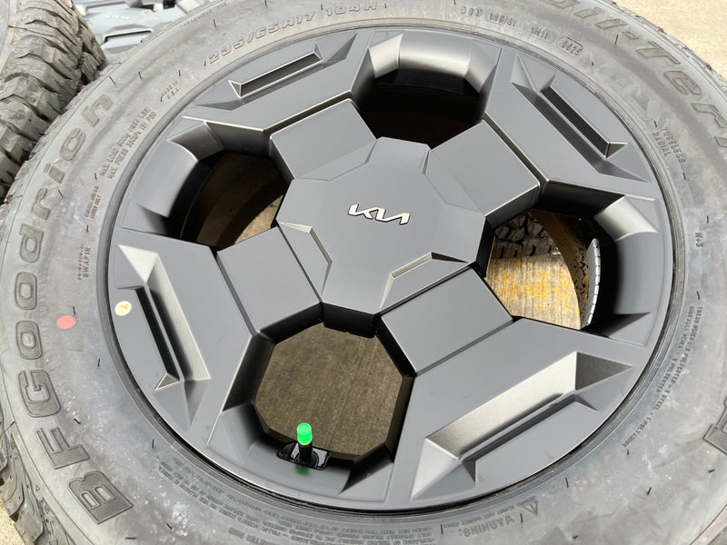 17" Kia Sorento X-PRO OEM wheels rims Telluride Sedona 2025 2026 NEW Texas Truck Tire