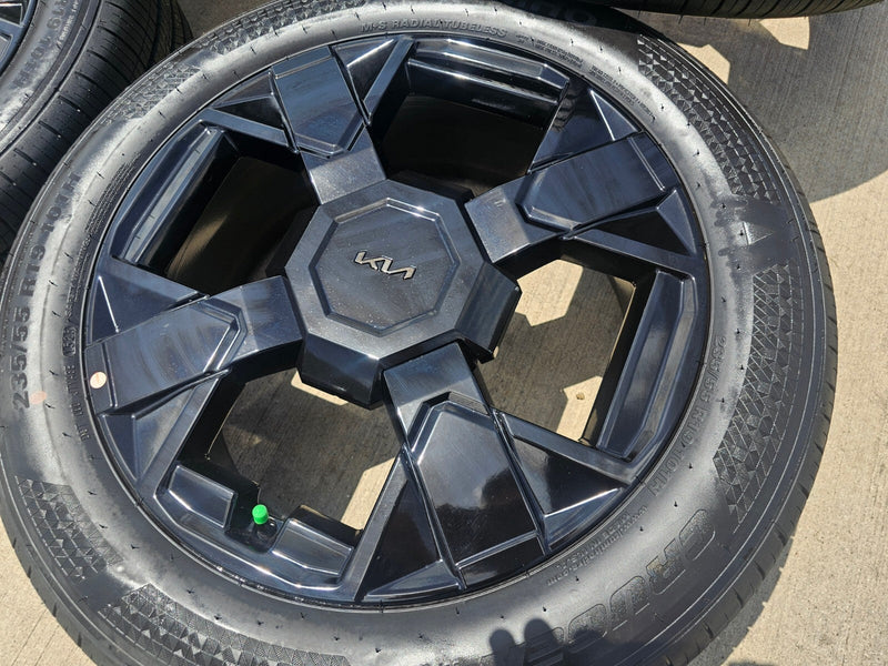 19" Kia Sportage Telluride OEM wheels rims tires Sorento Sedona 2025 2026 NEW Texas Truck Tire