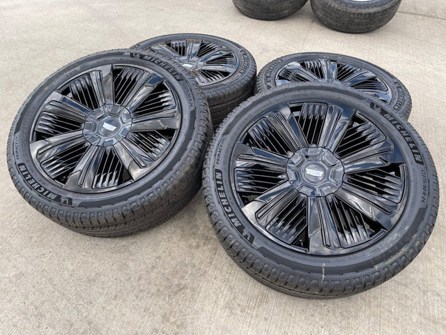 24" Cadillac Escalade IQ DEEP SPACE EV OEM wheels rims Hummer 2500 2025 2026 NEW Texas Truck Tire