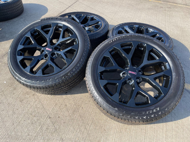22" GMC Yukon Sierra Chevy Tahoe 1500 OEM replica 5668 wheels rims tires NEW Texas Truck Tire