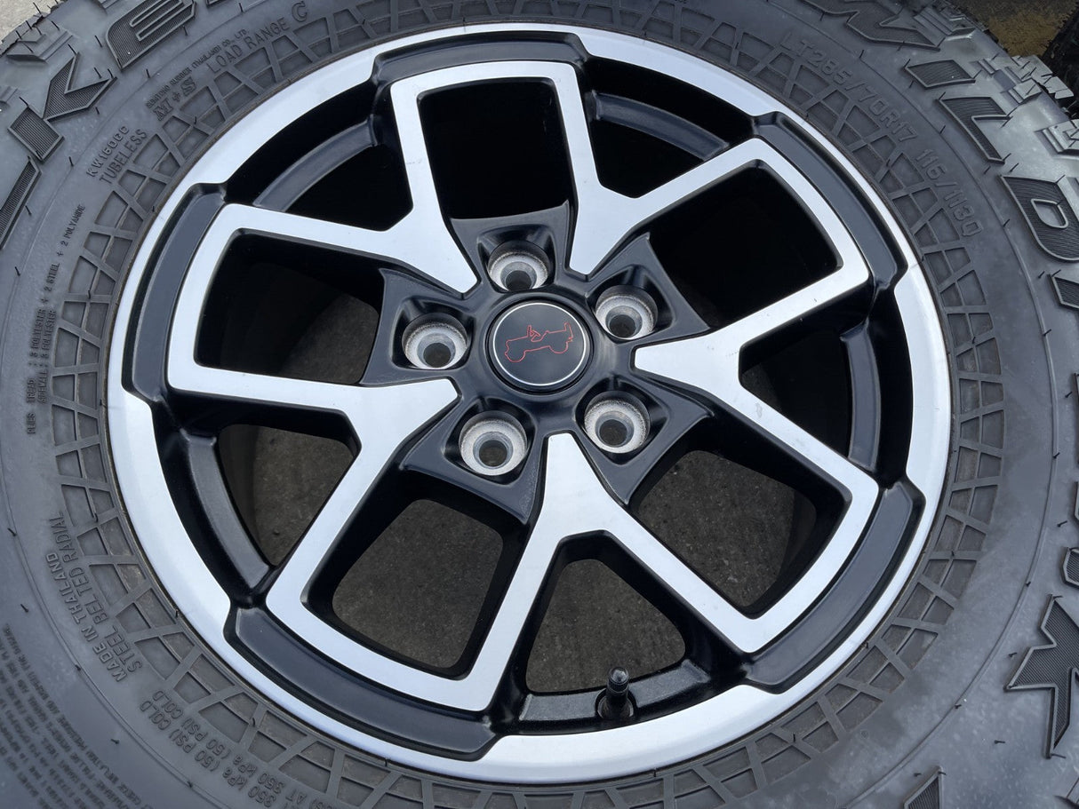 17" Jeep Wrangler Rubicon OEM 95730 9327 wheels rims Gladiator FALKEN MT 33" NEW Texas Truck Tire