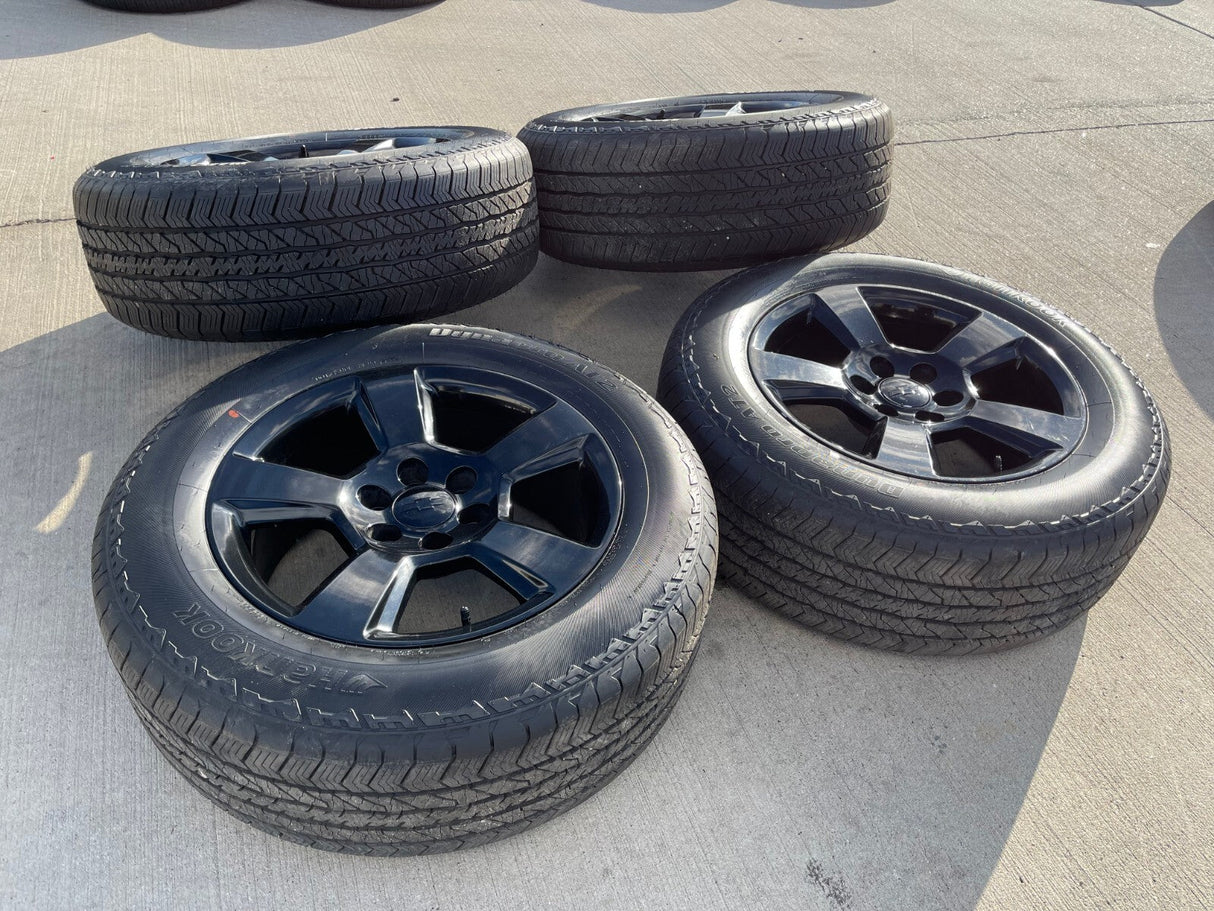 20" Chevy Silverado 1500 Tahoe Suburban OEM wheels rims 5652 tires GMC Texas Truck Tire