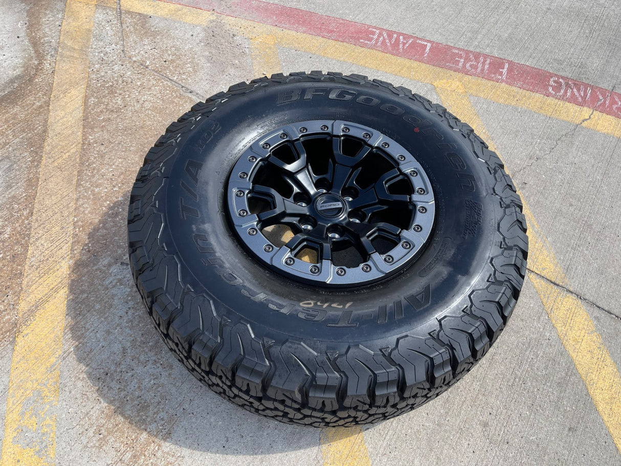 17" Ford F-150 Raptor Bronco R OEM BEADLOCK 51222 rim wheel 2025 2026 NEW 37" Texas Truck Tire