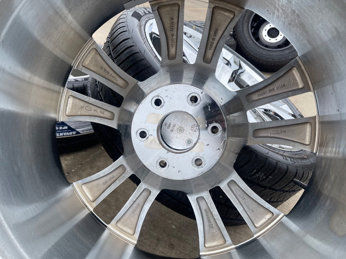 24" Chevy Silverado GMC OEM Replica Yukon Tahoe 5821 5620 wheels rims CHROME Texas Truck Tire