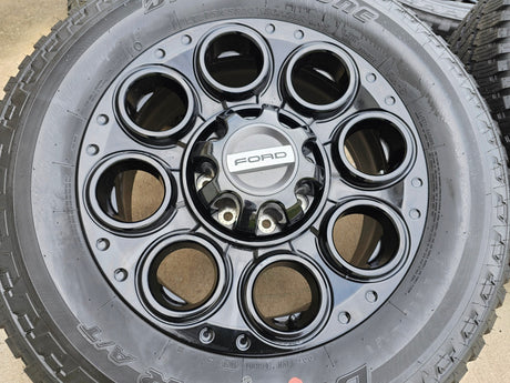 20" Ford F-250 F-350 OEM black LARIAT wheels rims 10299 tires BRIDGESTONE NEW Texas Truck Tire
