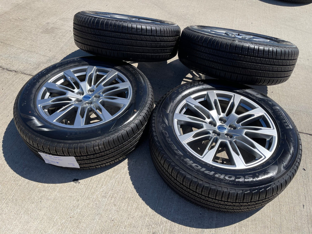 20" Ford Explorer Limited OEM rims wheels Lincoln Aviator tires PIRELLI NEW Texas Truck Tire