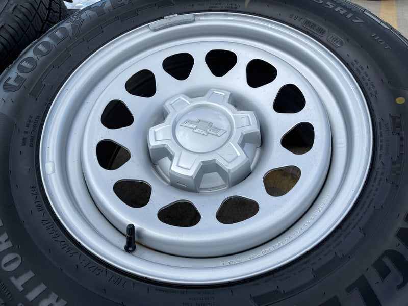 17" Chevy Colorado OEM wheels rims Silverado Suburban 8130 Canyon 2024 2025 NEW Texas Truck Tire