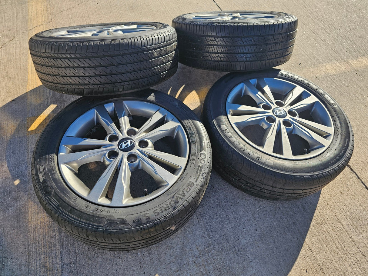 16" Hyundai Elantra Sonata OEM wheel rims 70902 Veloster tires Texas Truck Tire