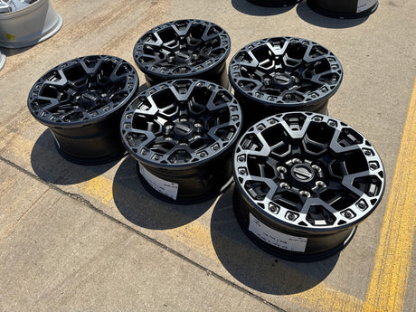 (4) 17" Ford F-150 Raptor R OEM BEADLOCK rims wheels 2024 2025 2026 Texas Truck Tire