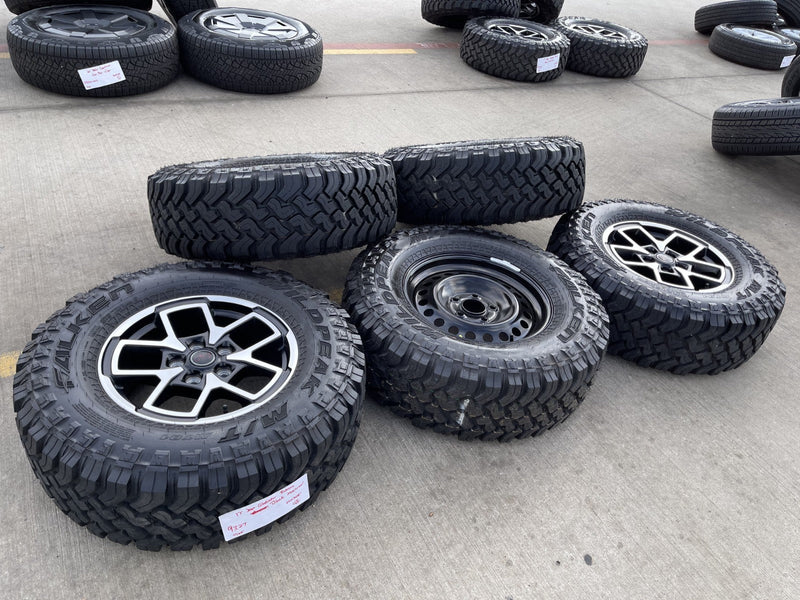 17" Jeep Wrangler Rubicon OEM 95730 9327 wheels rims Gladiator FALKEN MT 33" NEW Texas Truck Tire