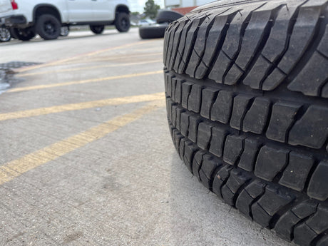 18" Chevy Silverado GMC Sierra 2500 3500 OEM 8096 wheel rim spare MICHELIN NEW Texas Truck Tire