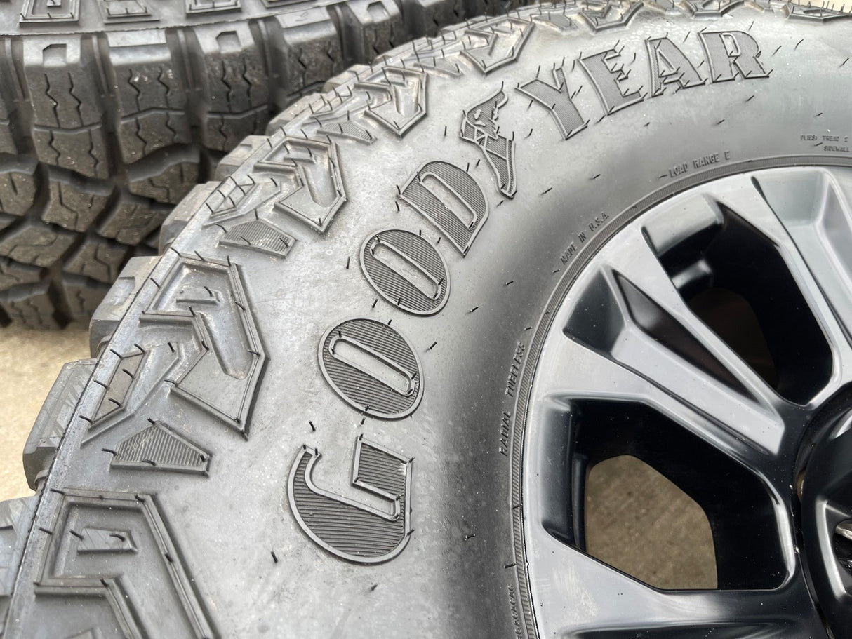 18" Ford F-250 F-350 TREMOR OEM rims wheels 10097 tires GOODYEAR 35" Texas Truck Tire