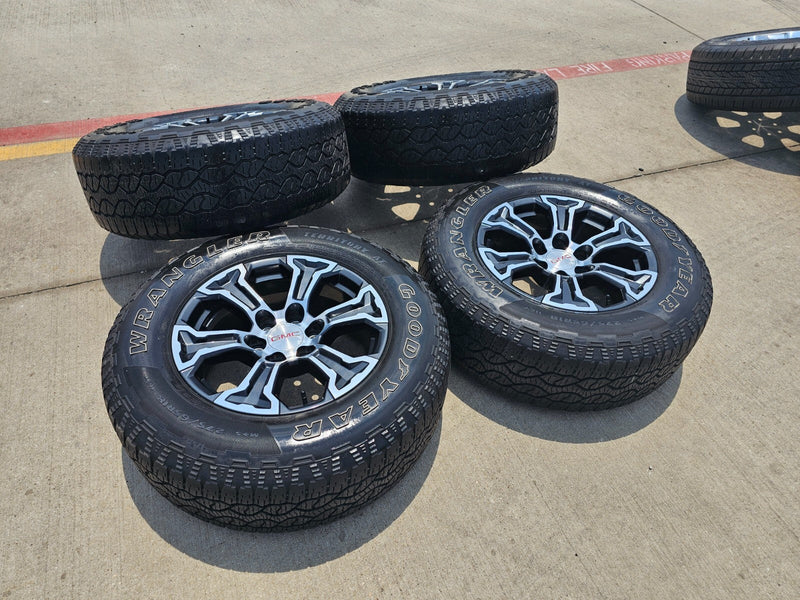 18" GMC Sierra AT4 Chevy Silverado OEM 5910 wheels rims 2022 2023 2024 2025 Texas Truck Tire