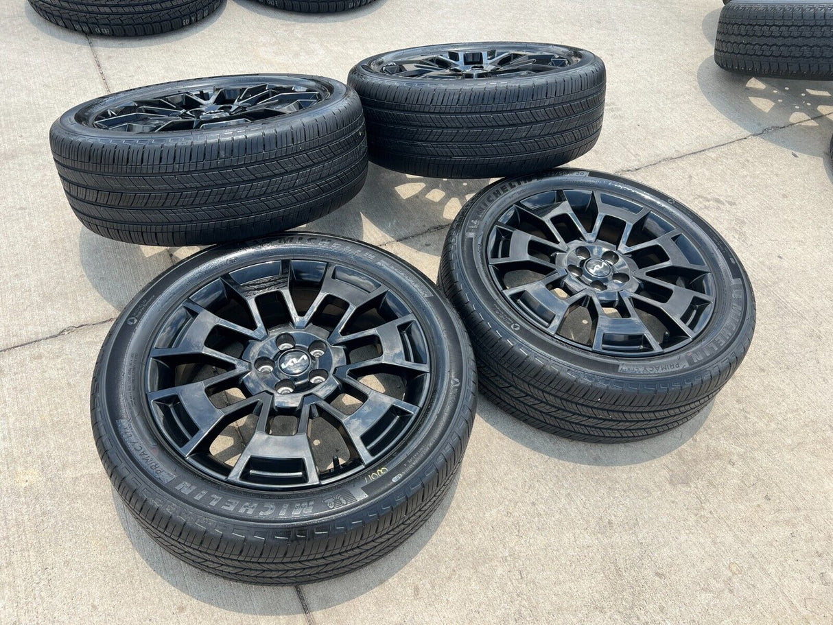 20" Kia Telluride Nightshade OEM wheels rims 71000 Sorento Sedona tires Texas Truck Tire