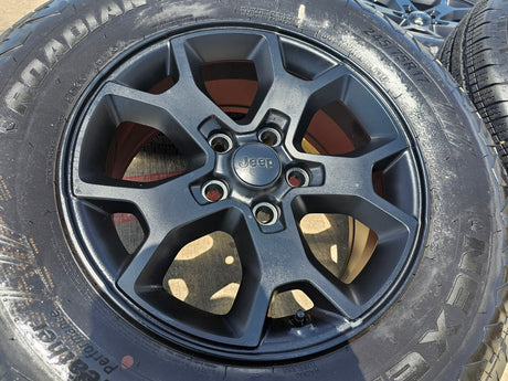 (1) 17" Jeep Wrangler Rubicon OEM 9218 wheel rim Gladiator tire NEXEN HTX2 NEW Texas Truck Tire