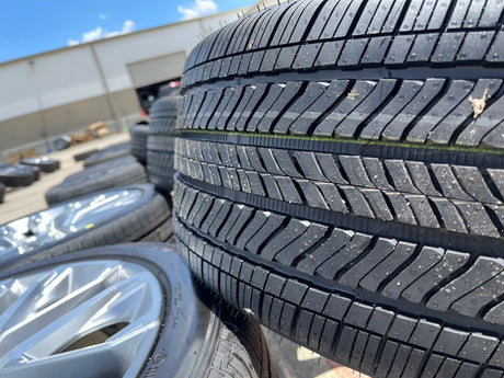 24" GMC Yukon Sierra DENALI OEM wheels rims tires 2022 2023 2024 2025 2026 NEW Texas Truck Tire