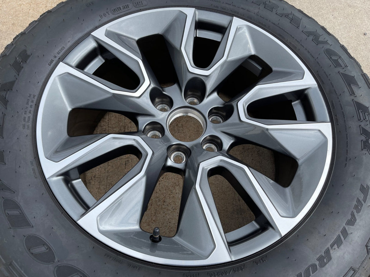 20" Chevy Silverado 1500 Tahoe Suburban OEM 5915 5916 wheel rim tire spare Texas Truck Tire