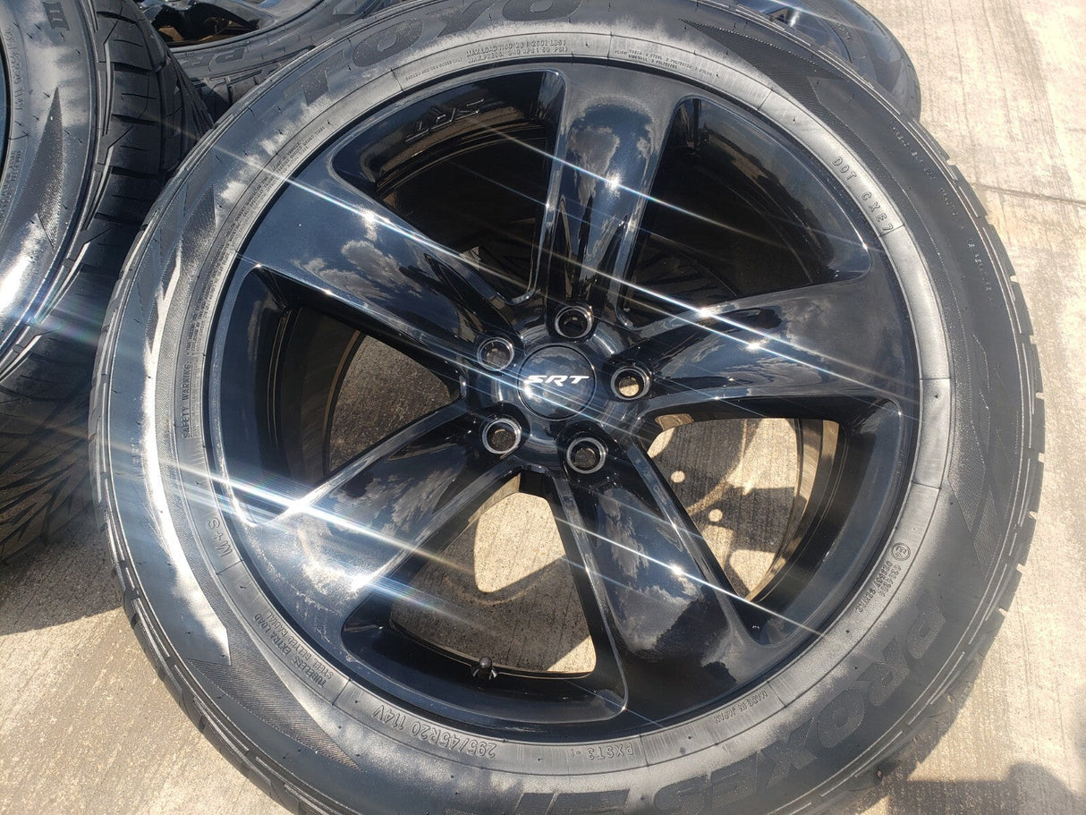 20" Jeep Grand Cherokee SRT Trackhawk OEM 9139 wheels rims tires NEW Texas Truck Tire