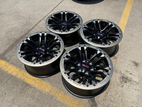 18" GMC Sierra Chevy Silverado OEM Beadlock wheels rims Canyon Colorado NEW Texas Truck Tire