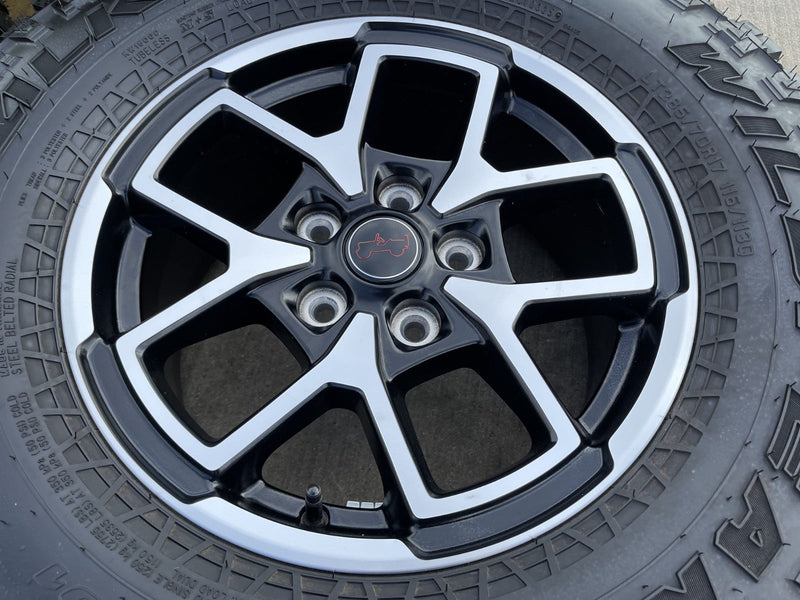 17" Jeep Wrangler Rubicon OEM 95730 9327 wheels rims Gladiator FALKEN MT 33" NEW Texas Truck Tire