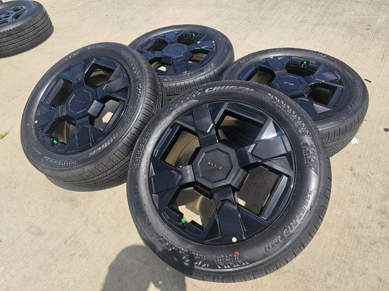 19" Kia Sportage Telluride OEM wheels rims tires Sorento Sedona 2025 2026 NEW Texas Truck Tire