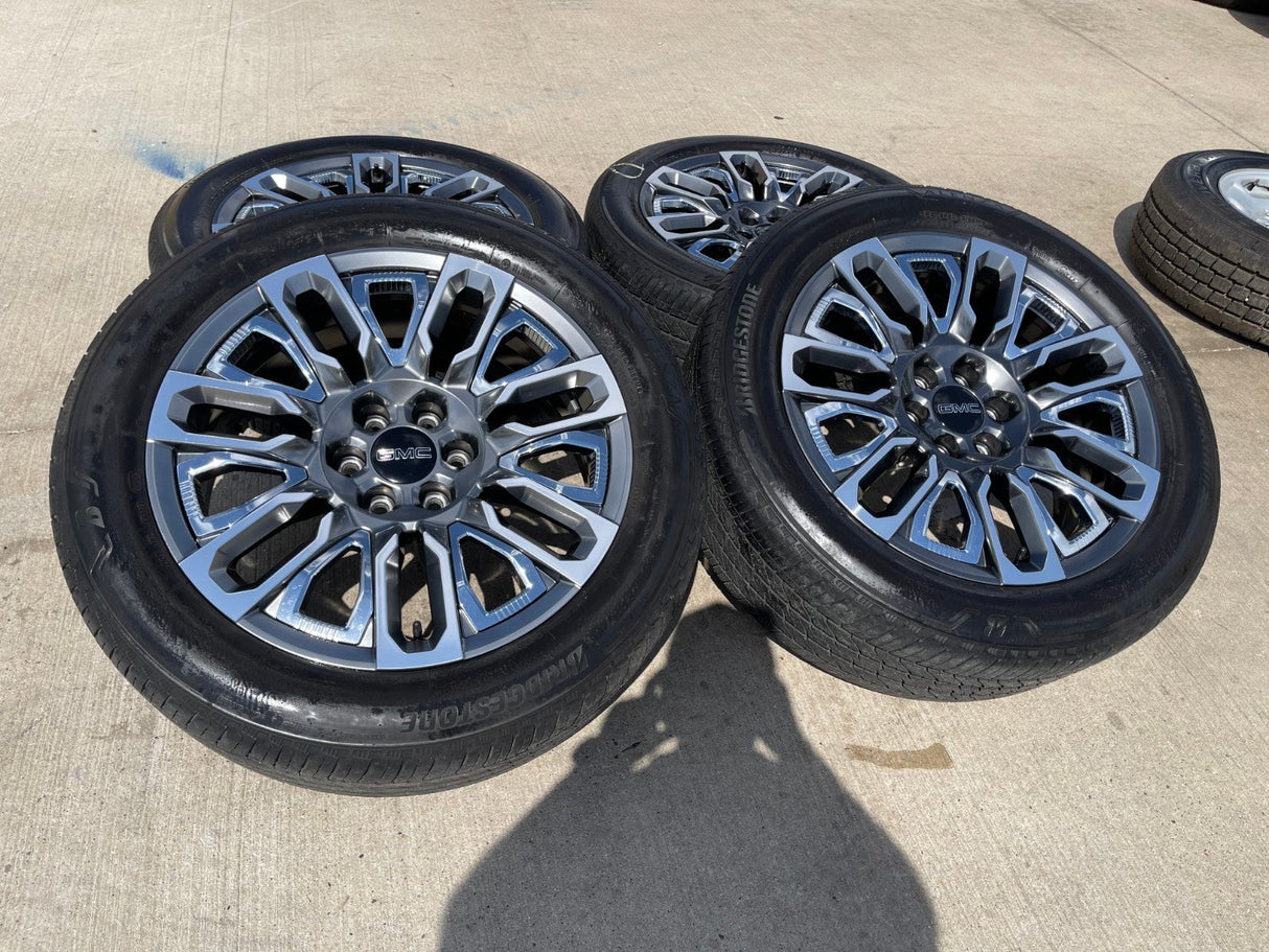 22" GMC Yukon Chevy Tahoe Escalade OEM 95486 wheels rims 2023 2024 2025 2026 Texas Truck Tire