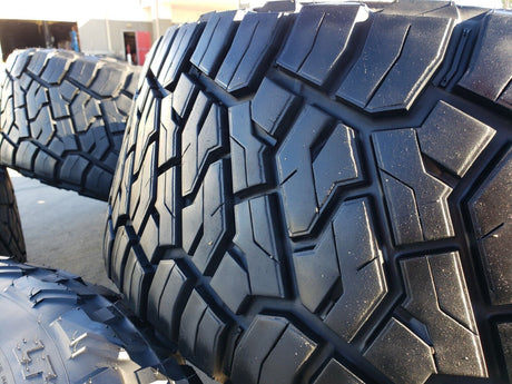 20" GMC Sierra Yukon AT4 Tahoe Silverado OEM 95369 wheels rims TOYO 34" Texas Truck Tire