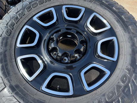 20" Ford F-250 F-350 OEM 10486 Lariat wheels rims 2024 2025 2026 TOYO 35" Texas Truck Tire