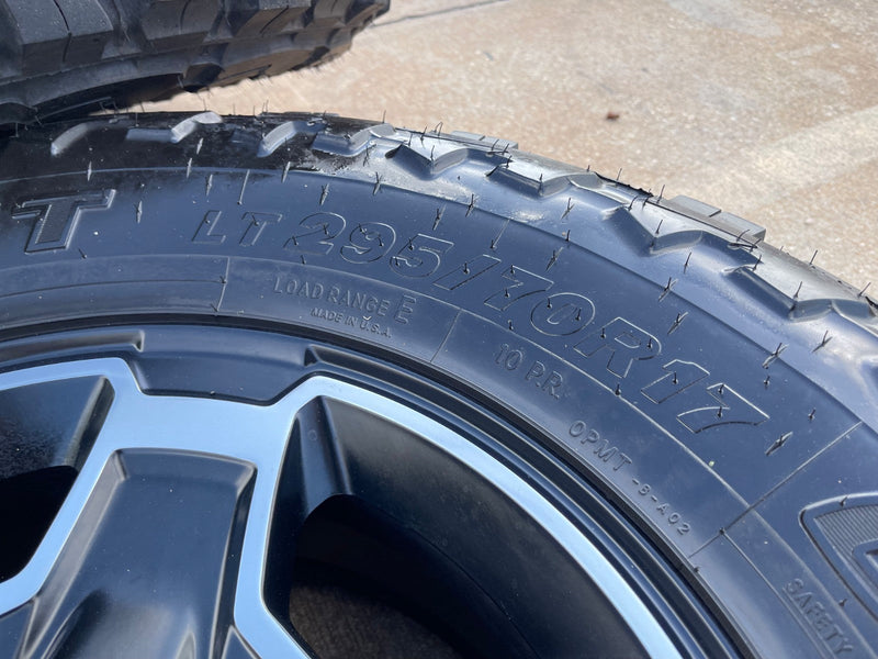 17" Jeep Wrangler RUBICON OEM wheels rims tires 9259 black TOYO 33" Texas Truck Tire