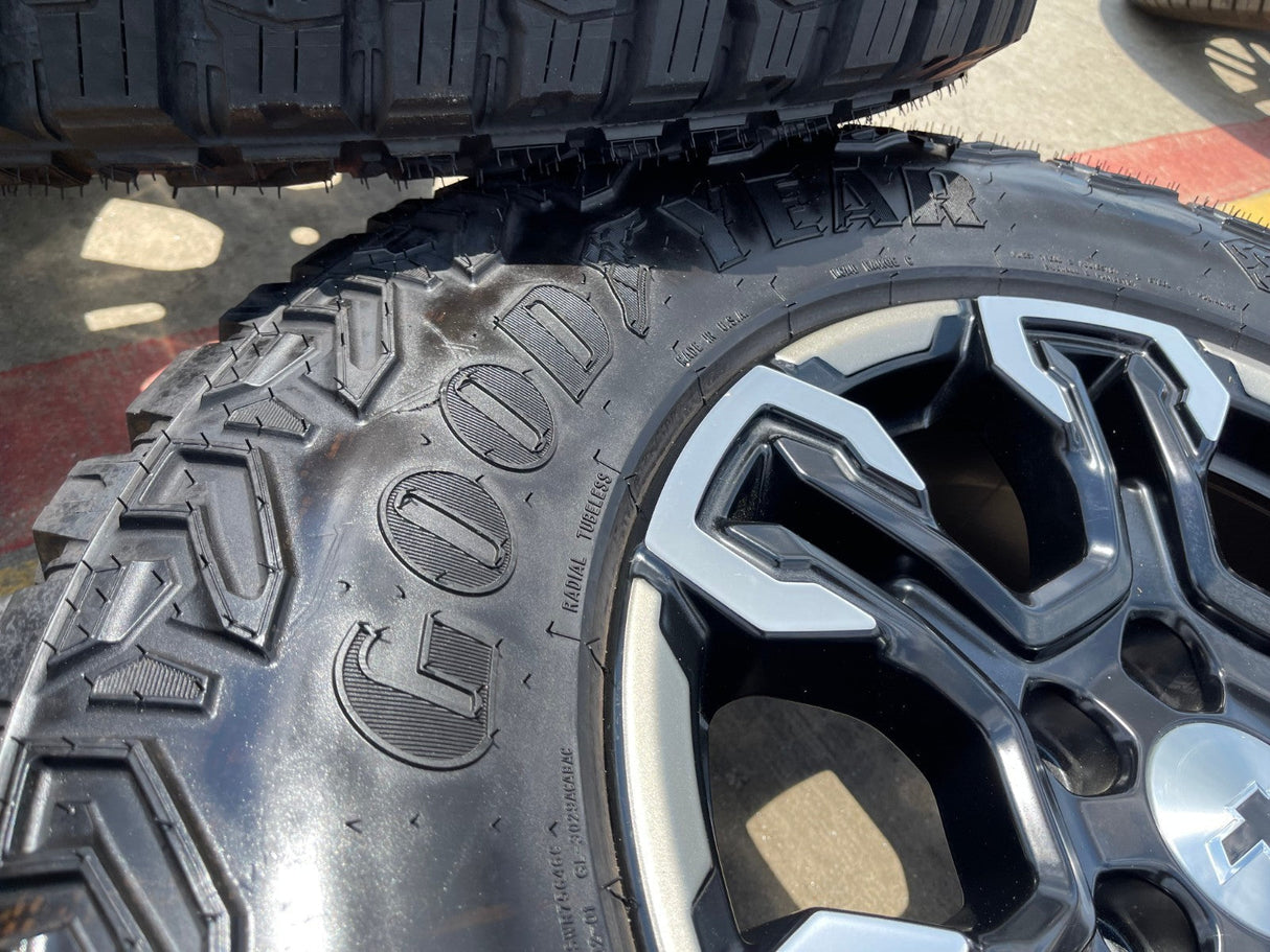 18" Chevy Silverado ZR2 Tahoe TRAIL BOSS Sierra OEM 95415 wheels rims tires NEW Texas Truck Tire