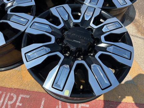 20" Chevy Silverado ULTIMATE 2500 3500 OEM 5958 14138 wheels rims 2024 2025 NEW Texas Truck Tire