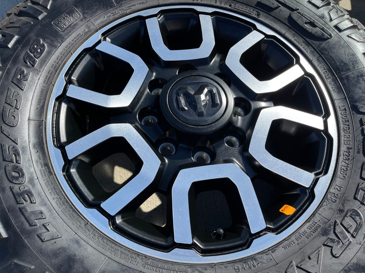 18" Ram 2500 3500 LARAMIE OEM 2694 wheels rims 2023 2024 2025 2026 NITRO 33" NEW Texas Truck Tire