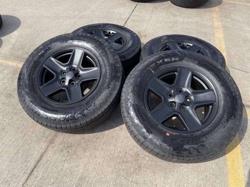 17" Jeep Gladiator BLACK OEM wheels rims 9235 Wrangler 2024 2025 2026 NEW Texas Truck Tire
