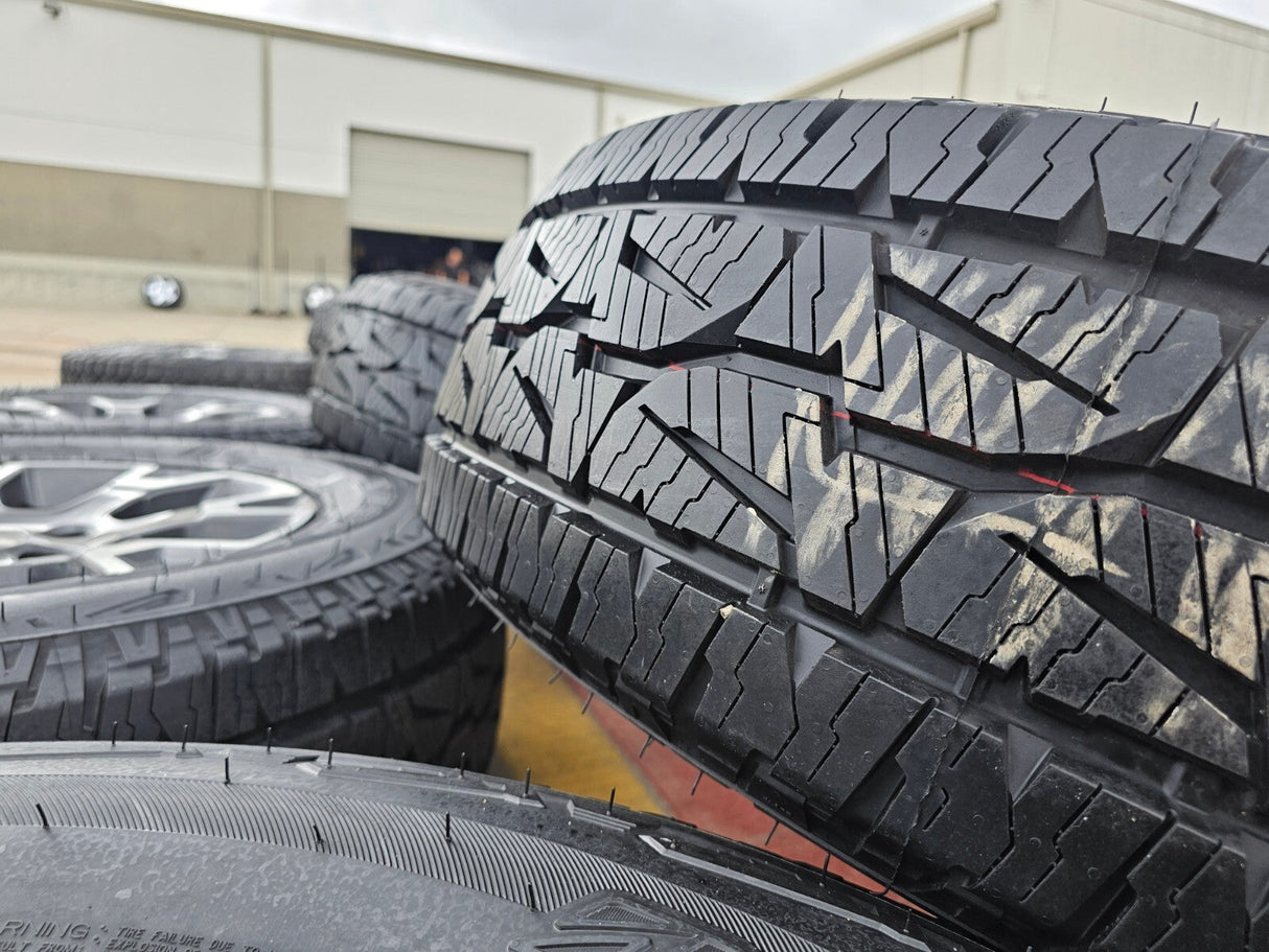 18" Jeep Wrangler Gladiator OEM 9330 wheels rims Grand Cherokee 2024 2025 NEW Texas Truck Tire