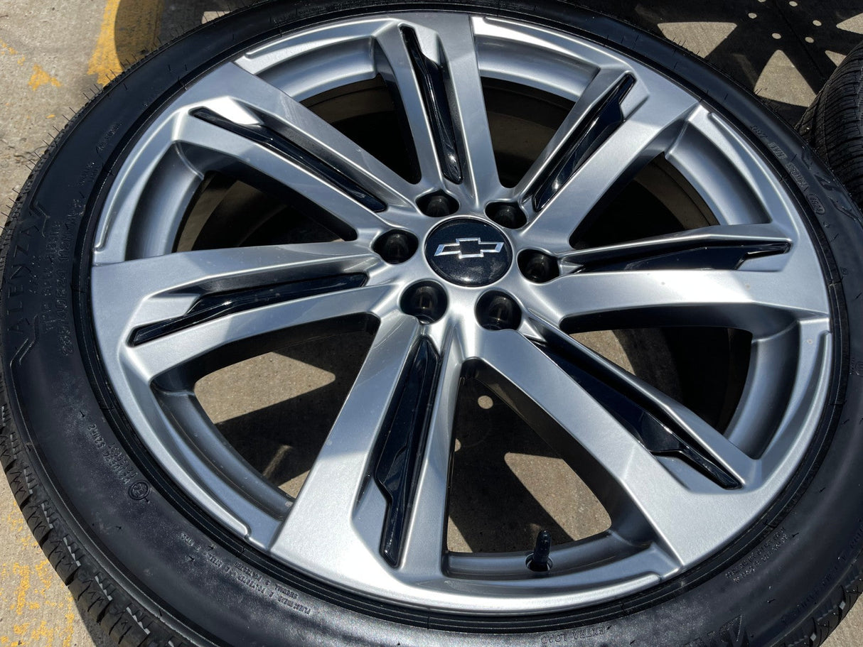24" Chevy Tahoe Silverado OEM wheels rims tires Escalade 2023 2024 2025 2026 NEW Texas Truck Tire