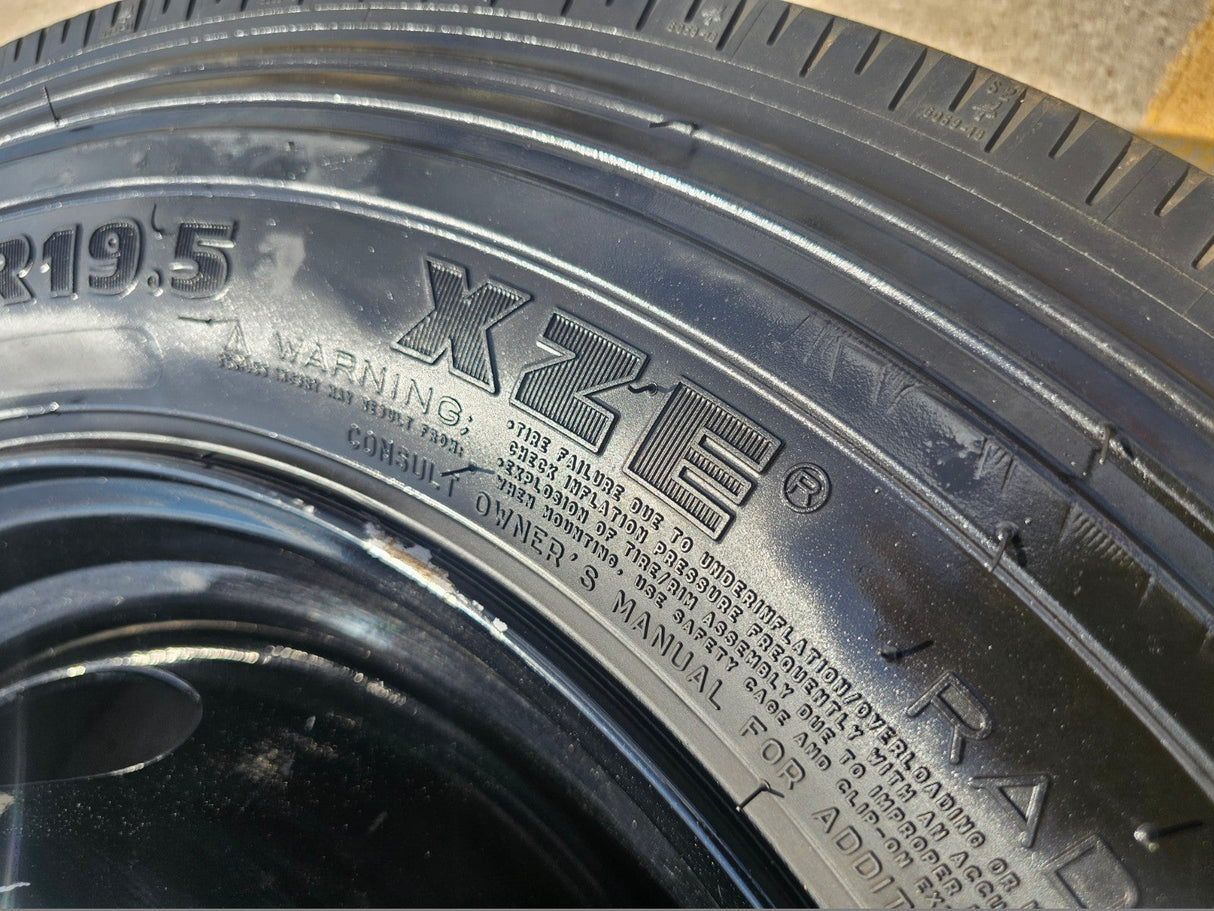 19.5" Ford F-450 F-550 Dually rim RAM 4500 OEM 10x225 spare MICHELIN Texas Truck Tire