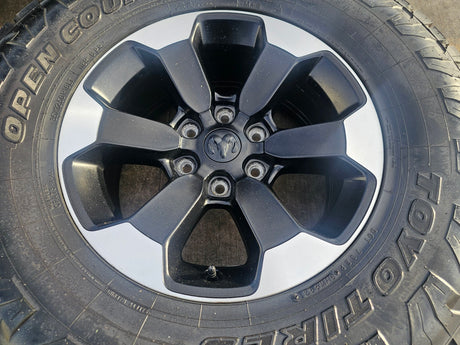 18" Dodge Ram 1500 Rebel Black OEM 2671 wheels rims TOYO A/T3 35" Texas Truck Tire