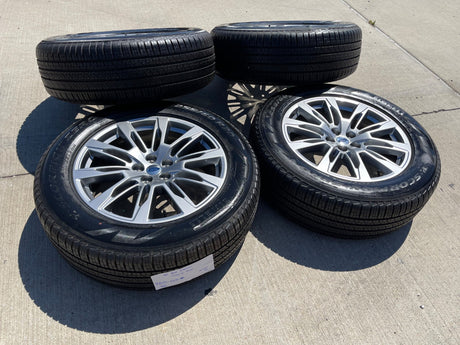 20" Ford Explorer Limited OEM rims wheels Lincoln Aviator tires PIRELLI NEW Texas Truck Tire