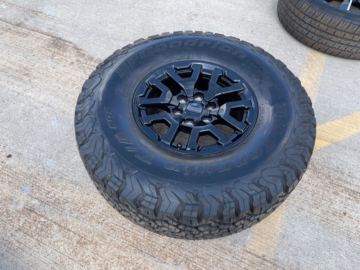 17" Ford F-150 Raptor Bronco OEM 10461 rim wheel spare 2024 2025 2026 BFG NEW Texas Truck Tire