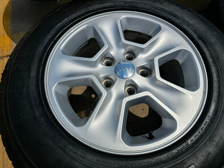 17" Jeep Grand Cherokee OEM wheels rims 9135 tires GENERAL Texas Truck Tire
