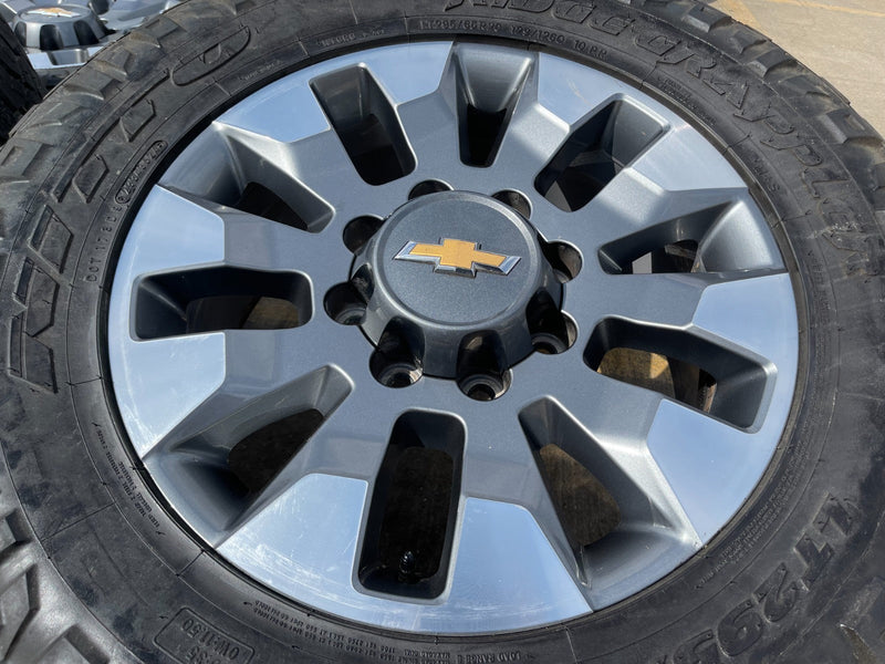 20" Chevy Silverado GMC Sierra AT4 2500 3500 OEM 5960 5947 wheels rims NITRO 35" Texas Truck Tire