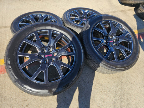 22" GMC Yukon Sierra Chevy Tahoe Escalade OEM 5944 wheels rims 2025 2026 NEW Texas Truck Tire