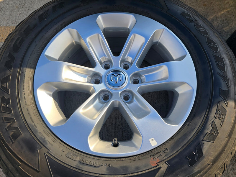 18" Dodge Ram 1500 OEM wheels rims 2672 tires GOODYEAR Texas Truck Tire
