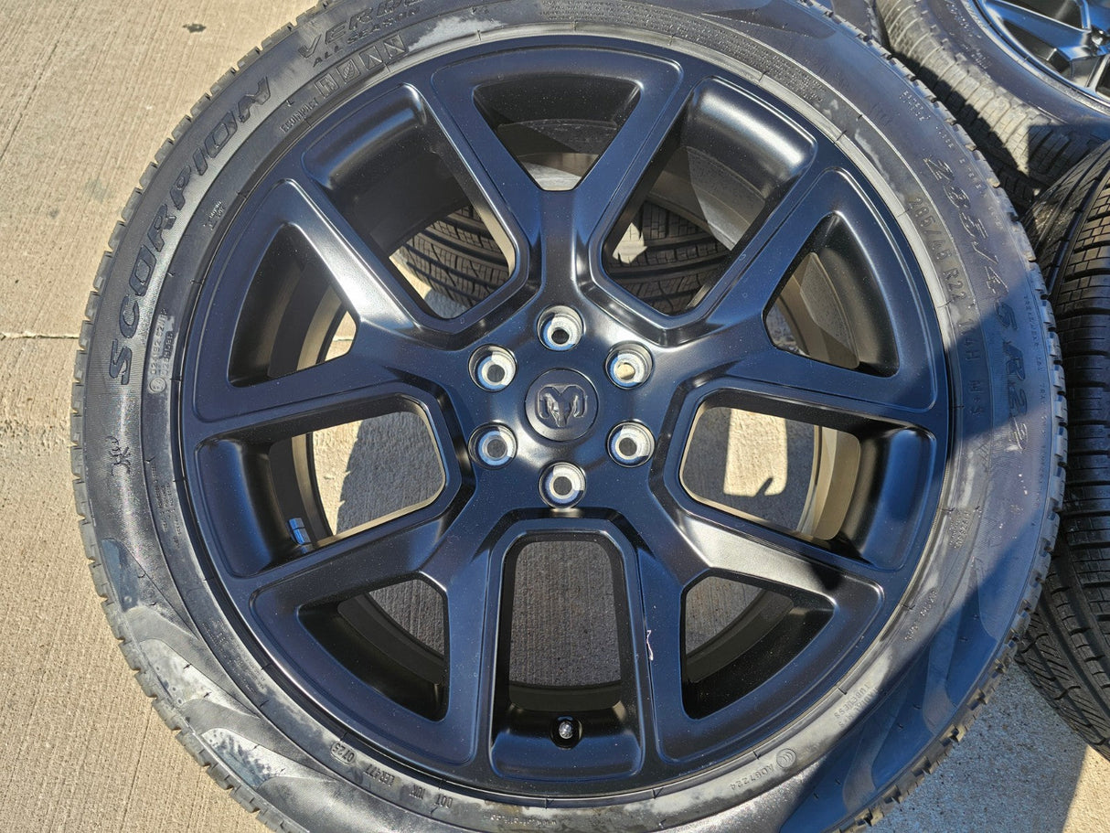 22" Dodge Ram 1500 OEM LIMITED Laramie wheels rims black 2725 2684 PIRELLI NEW Texas Truck Tire